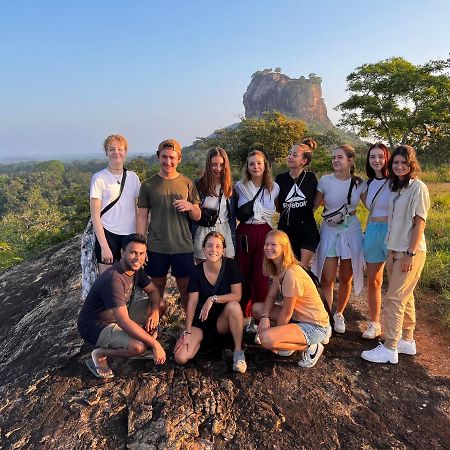 Sigiriya Village Home Stay Esterno foto