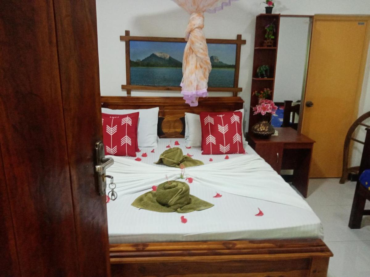 Sigiriya Village Home Stay Esterno foto