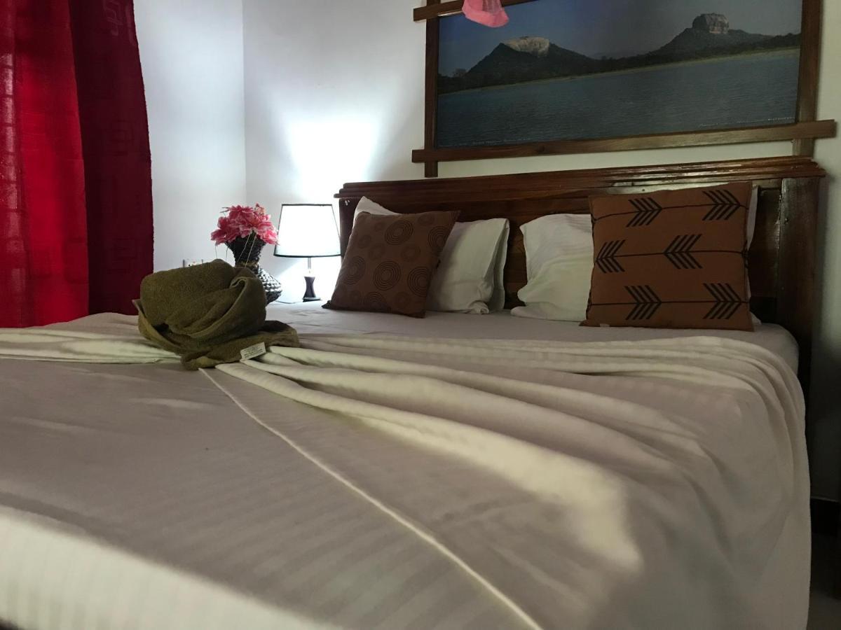 Sigiriya Village Home Stay Esterno foto